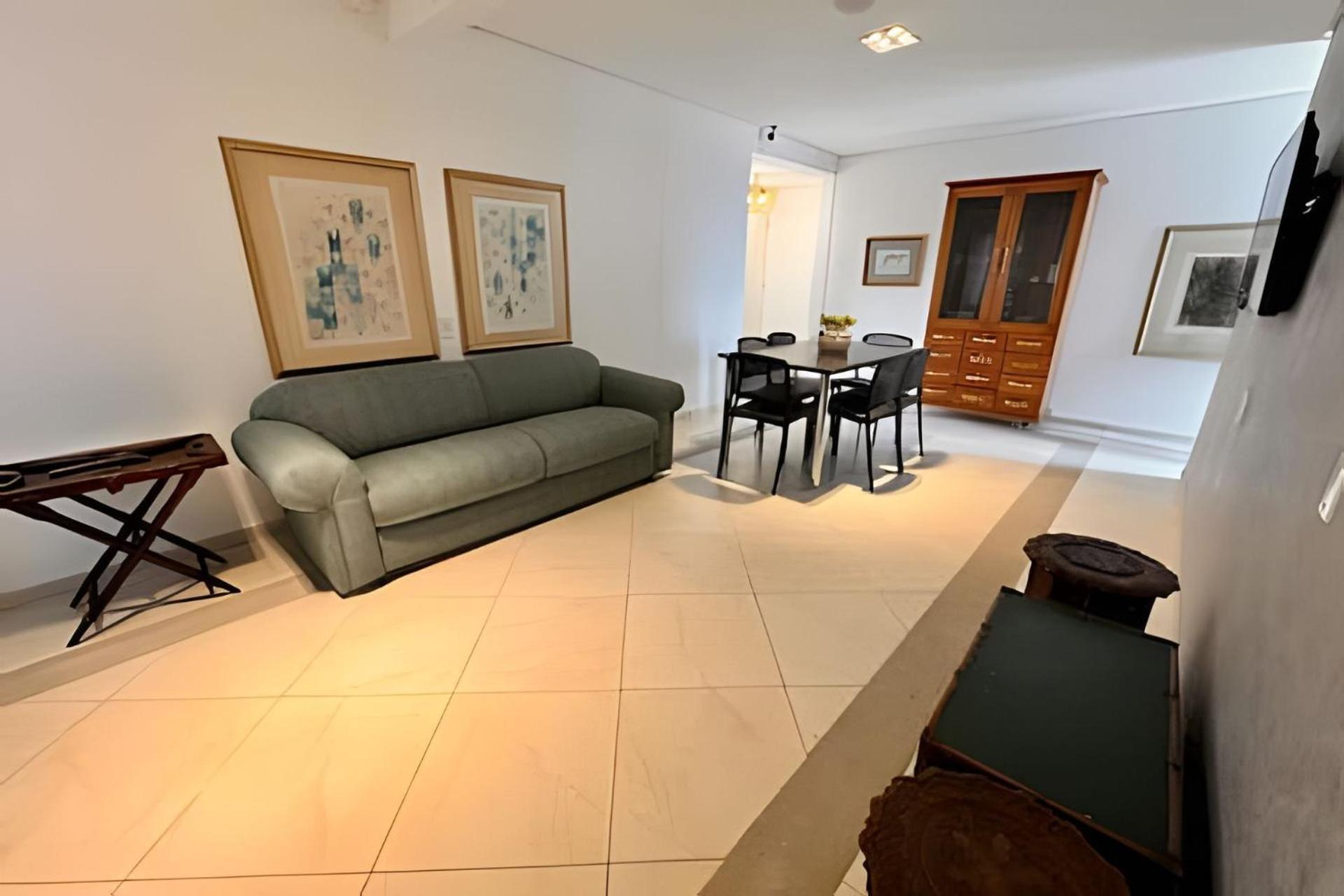 Apartment E Na *